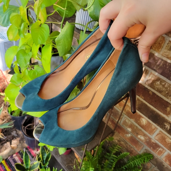 Coach Blue Heels Elegant Design - Picture 1 of 3